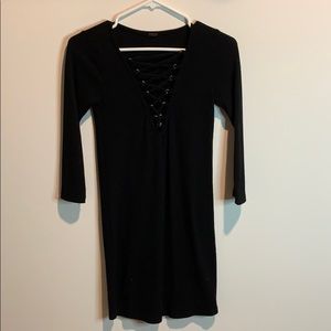 Little black Poof dress with v neck